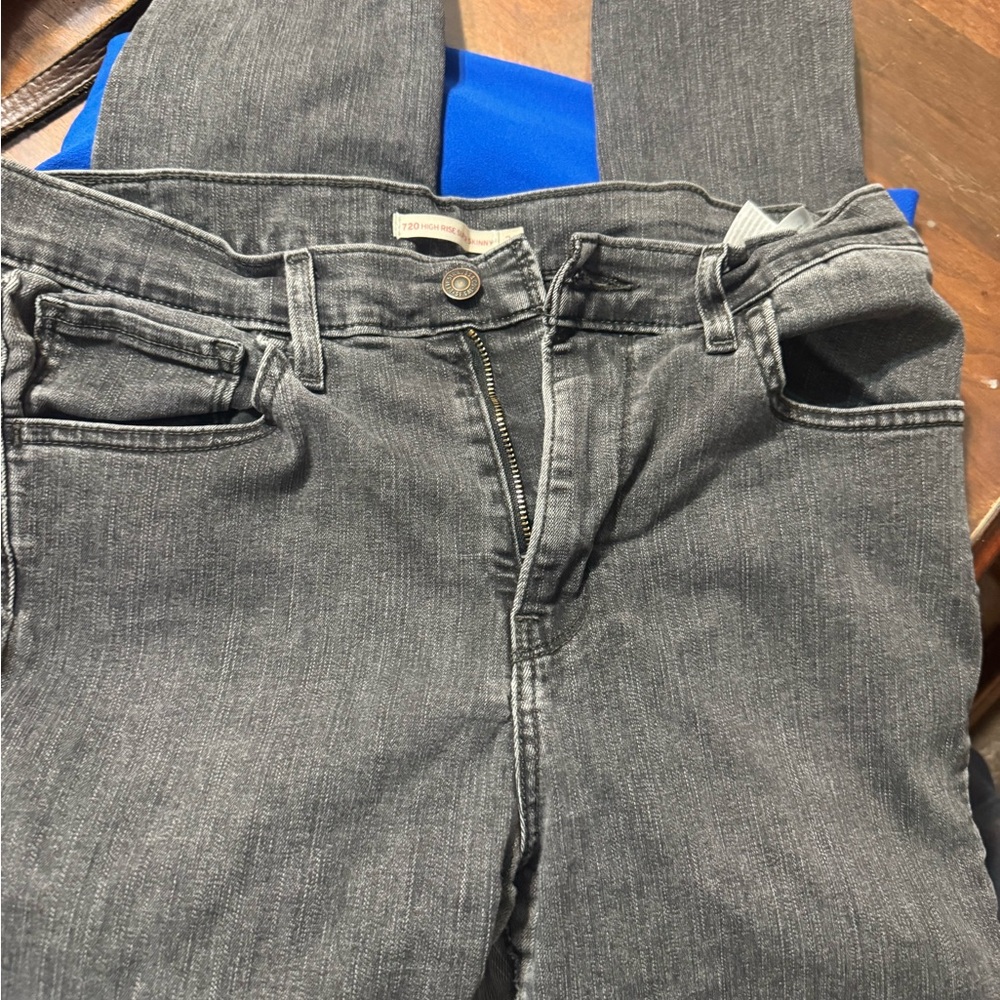 Levi's Dark Gray 720 high rise